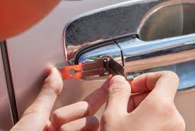 Lock out and roadside assistance in Winter haven FL Bartow FL Lake Alfred FL Lake wales FL